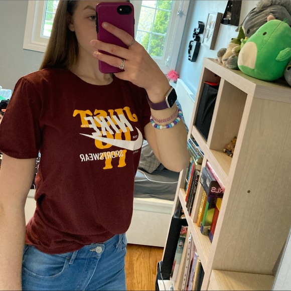 Nike Athletic Cut T-shirt - Picture 5 of 6